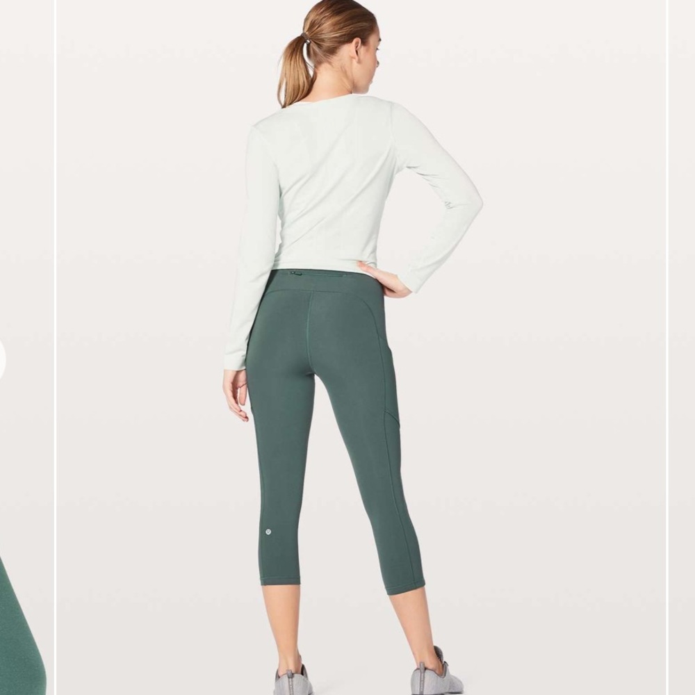 Lululemon Speed Up with Pockets 21” Teal Shadow Size 4 EUC